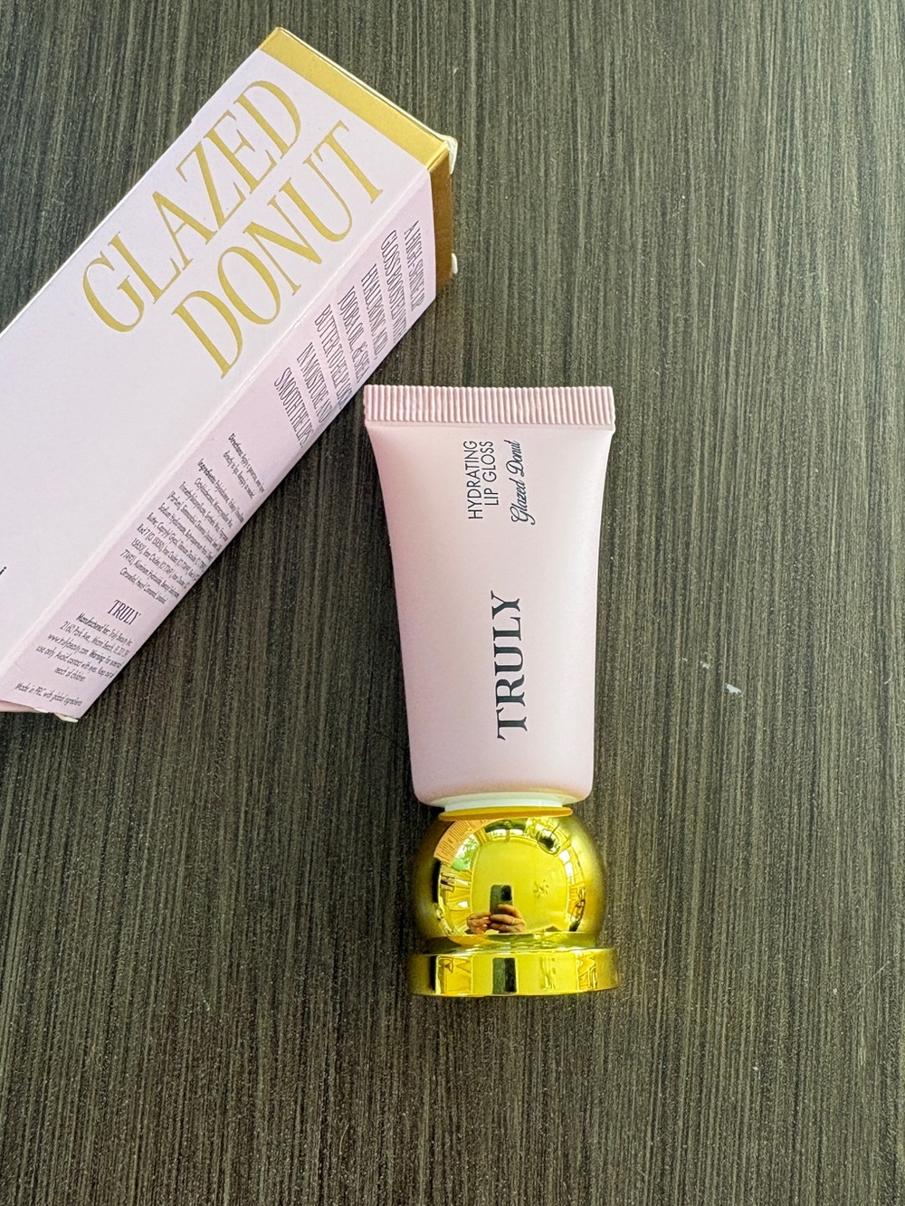 Truly Hydrating Lip Gloss Glazed Donut - Picture 5 of 5